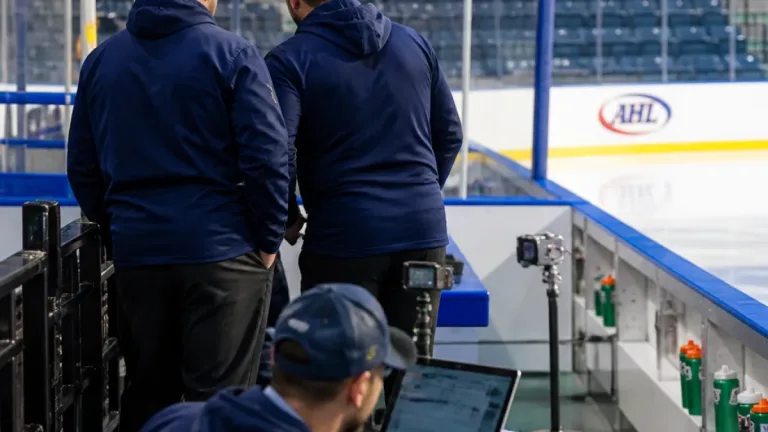 Abbotsford Canucks add Mark O’Leary and Fraser Valley native Lucas Bourdon to coaching staff